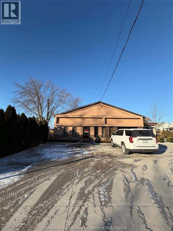 Kingsville — Kingsville - Photo 2 of 18