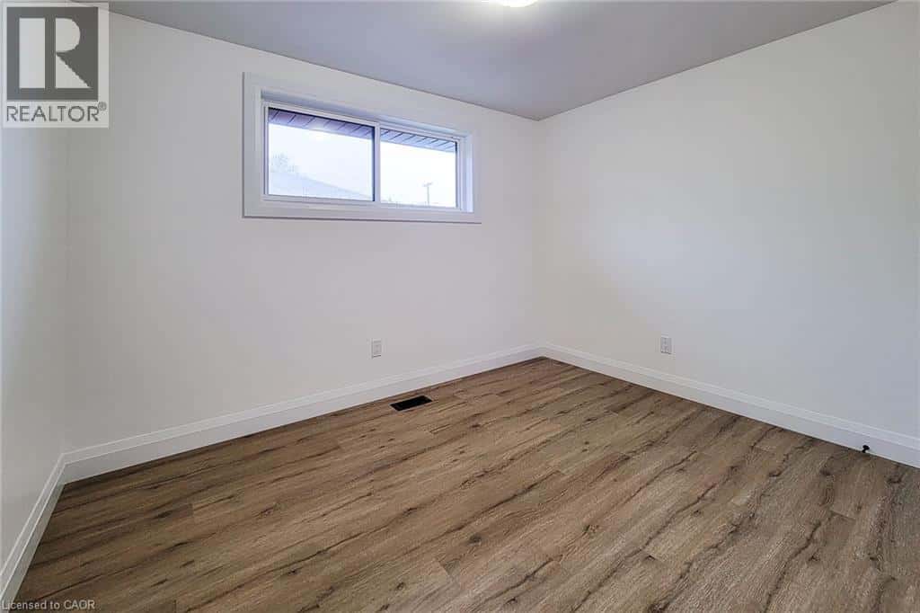 53 WINCHESTER Boulevard — Hamilton - Photo 3 of 40