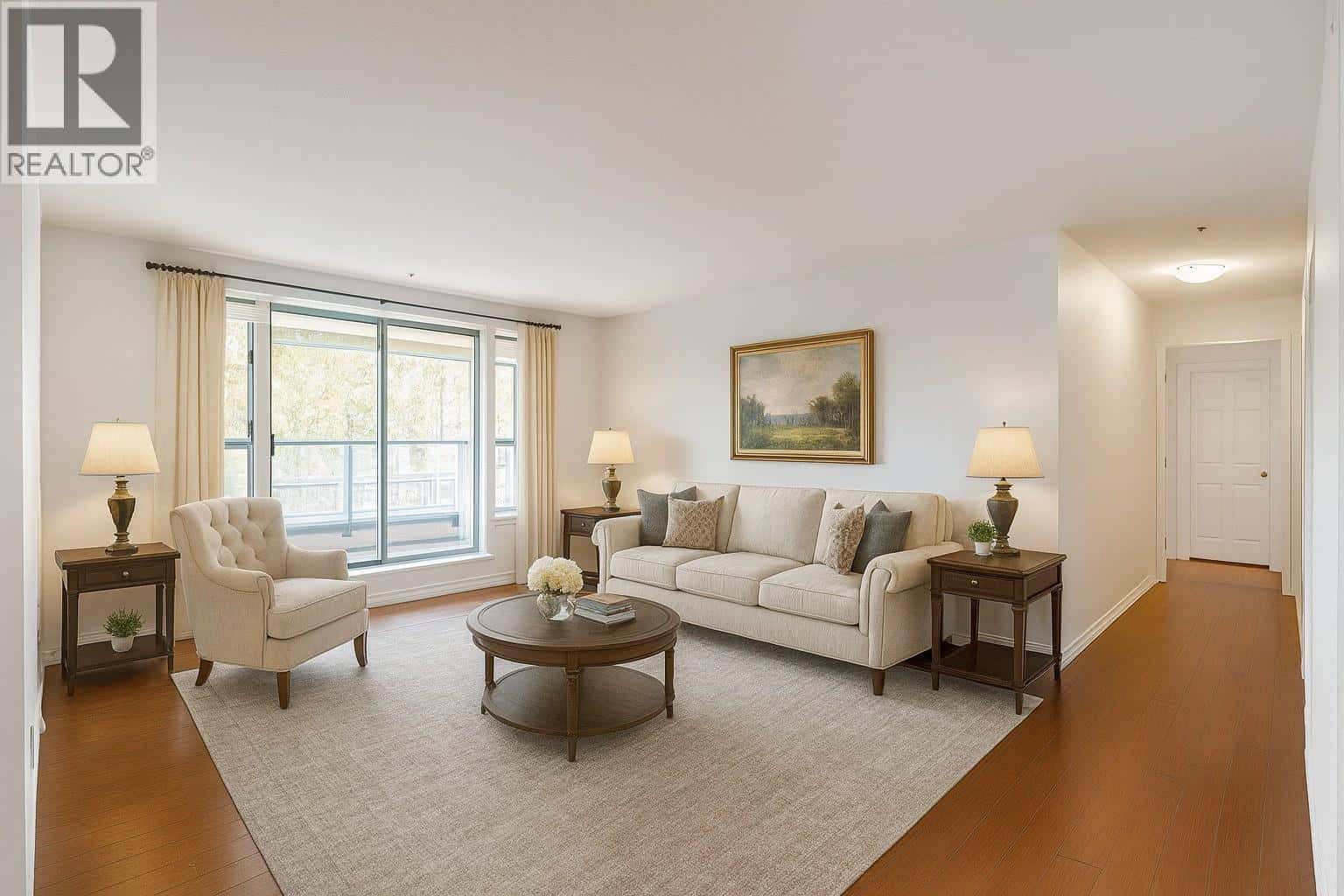 211 223 MOUNTAIN HIGHWAY — North Vancouver, British Columbia - Photo 2 of 22