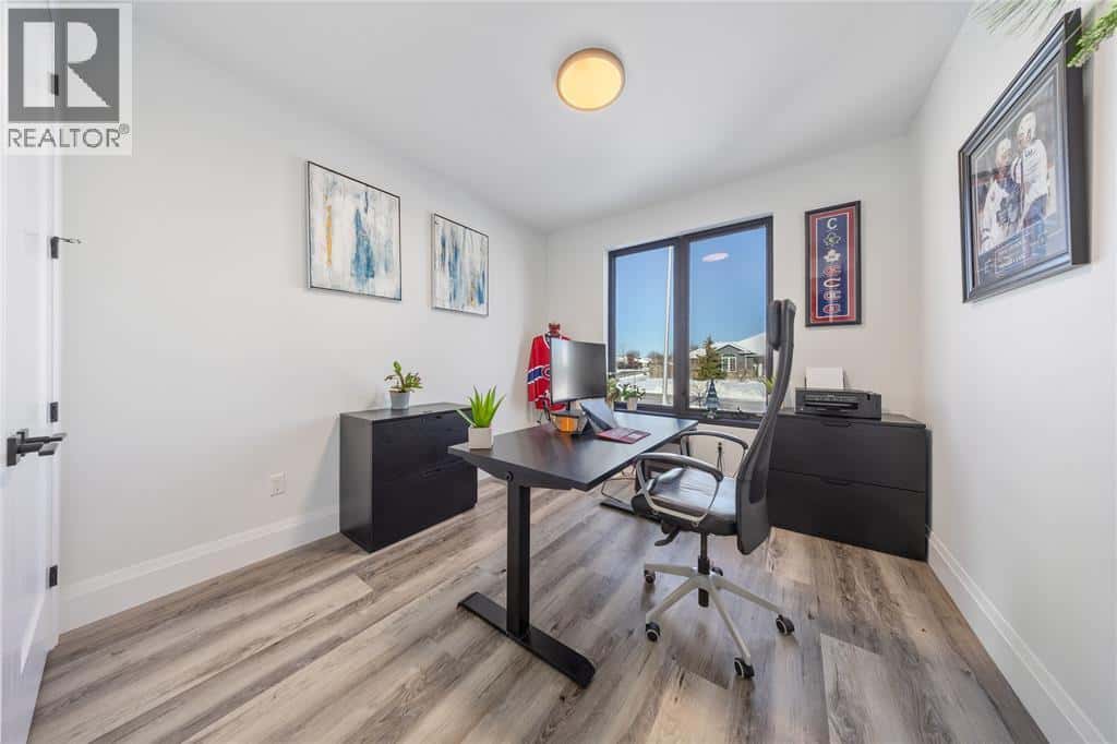 401 RODRIGUEZ DRIVE — Sarnia - Photo 5 of 49