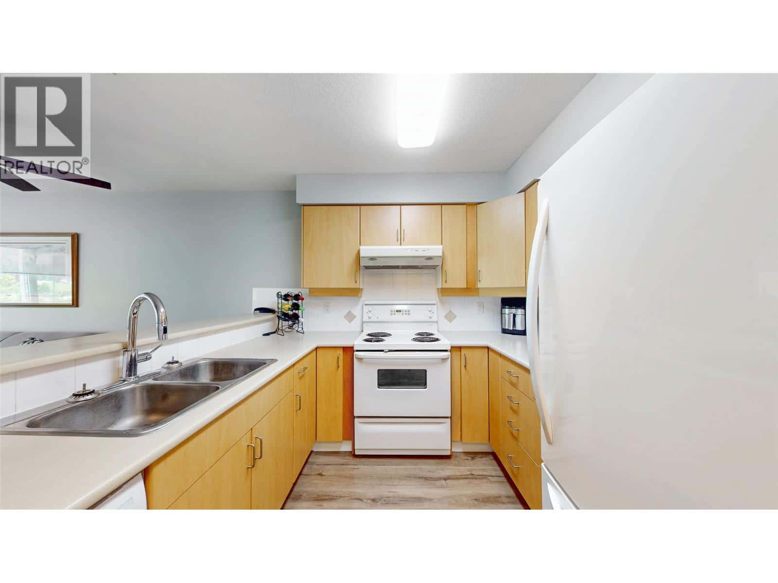 Osoyoos — Osoyoos - Photo 5 of 32