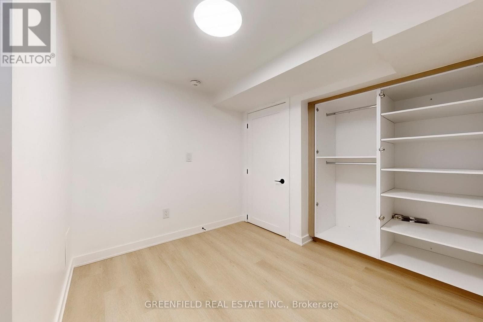 Toronto (Roncesvalles) — Toronto (Roncesvalles) - Main photo