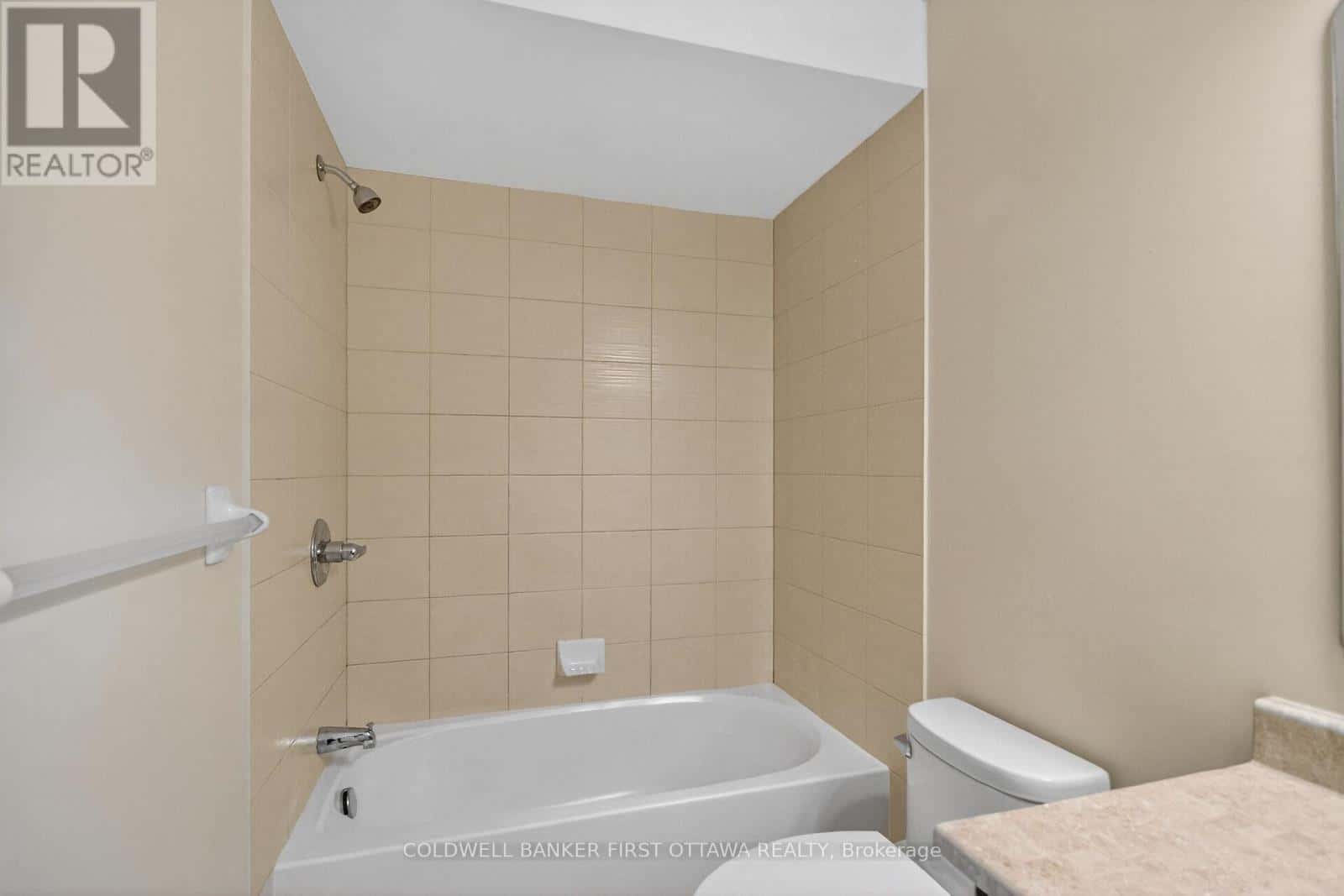 184 HIGHBURY PARK DRIVE — Ottawa - Photo 3 of 50