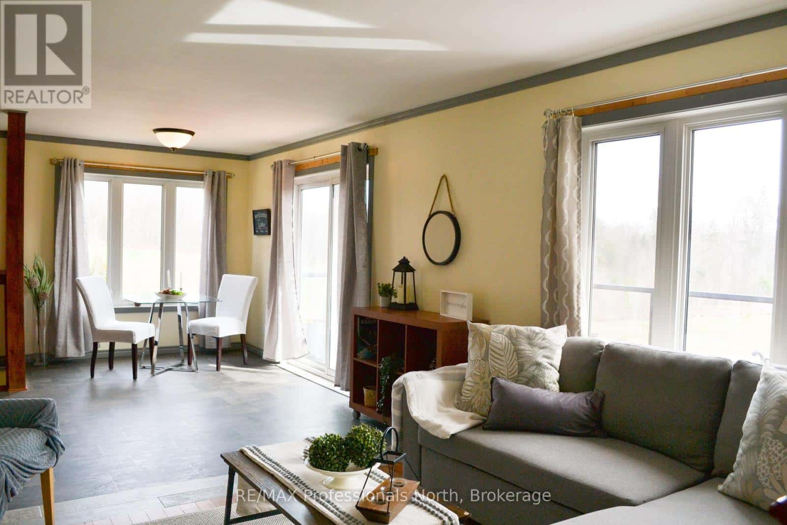 Algonquin Highlands (McClintock) — Algonquin Highlands (McClintock) - Photo 3 of 29