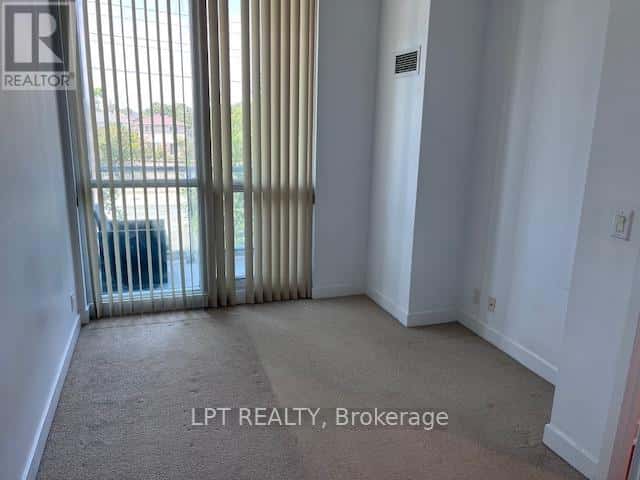 Mississauga (City Centre) — Mississauga (City Centre) - Photo 4 of 14