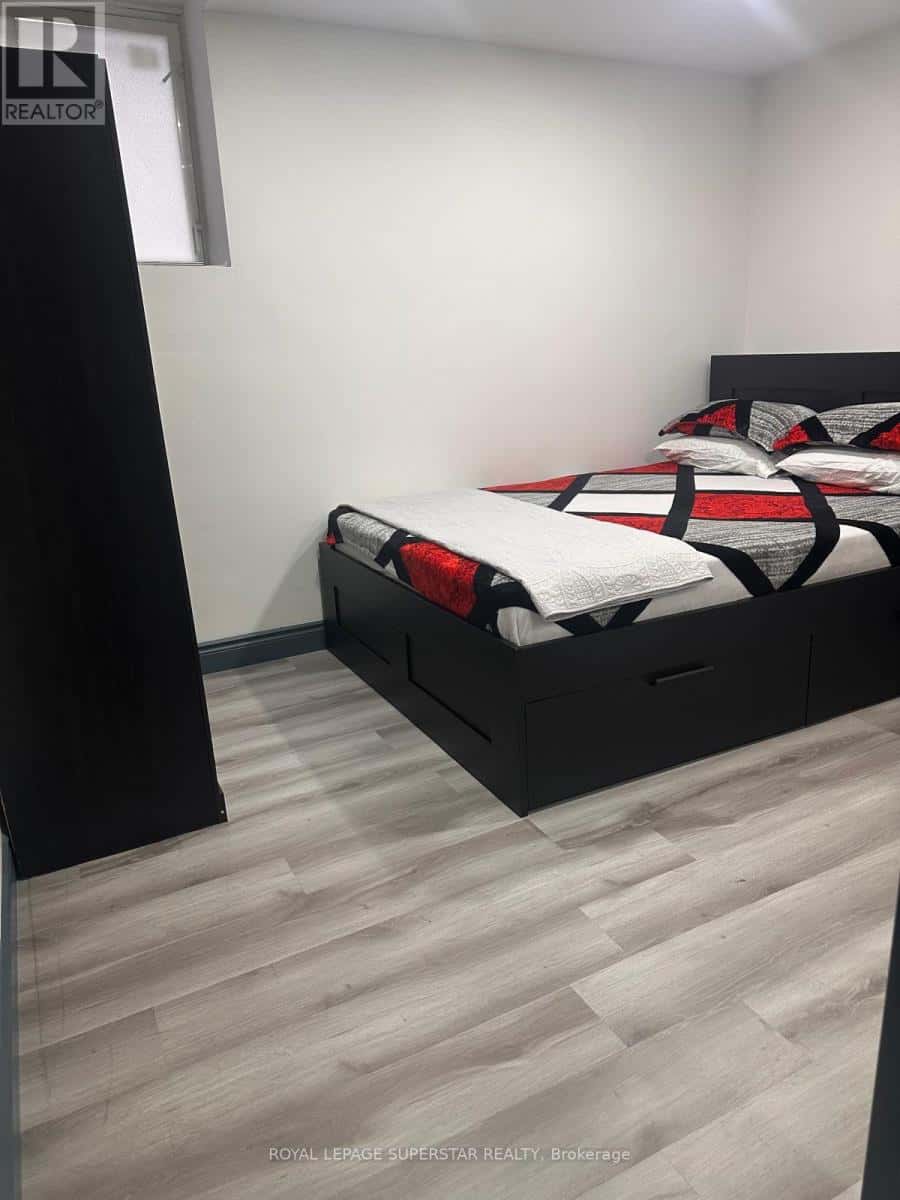 Brampton (Northwest Brampton) — Brampton (Northwest Brampton) - Photo 3 of 13