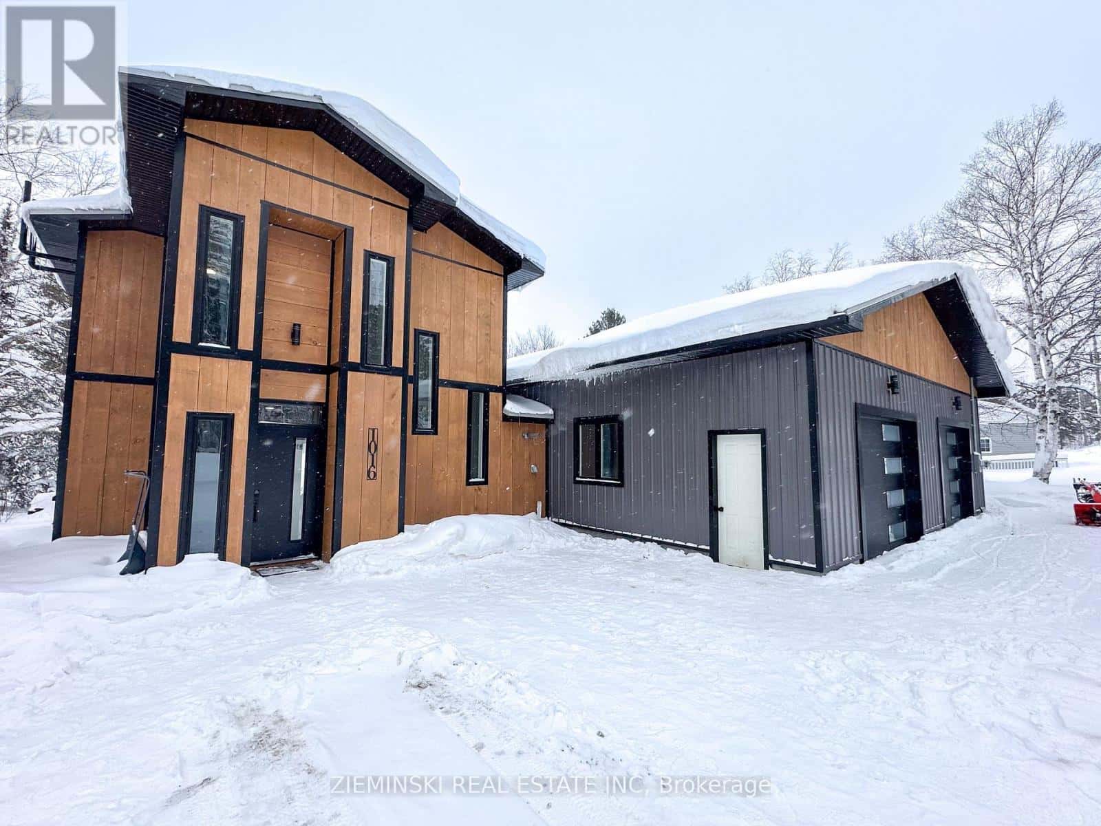 1016 HIGHWAY BEACH ROAD — Iroquois Falls, Ontario - Photo 2 of 44