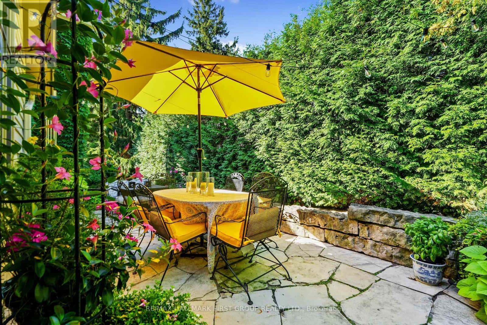 Port Hope — Port Hope - Photo 5 of 47