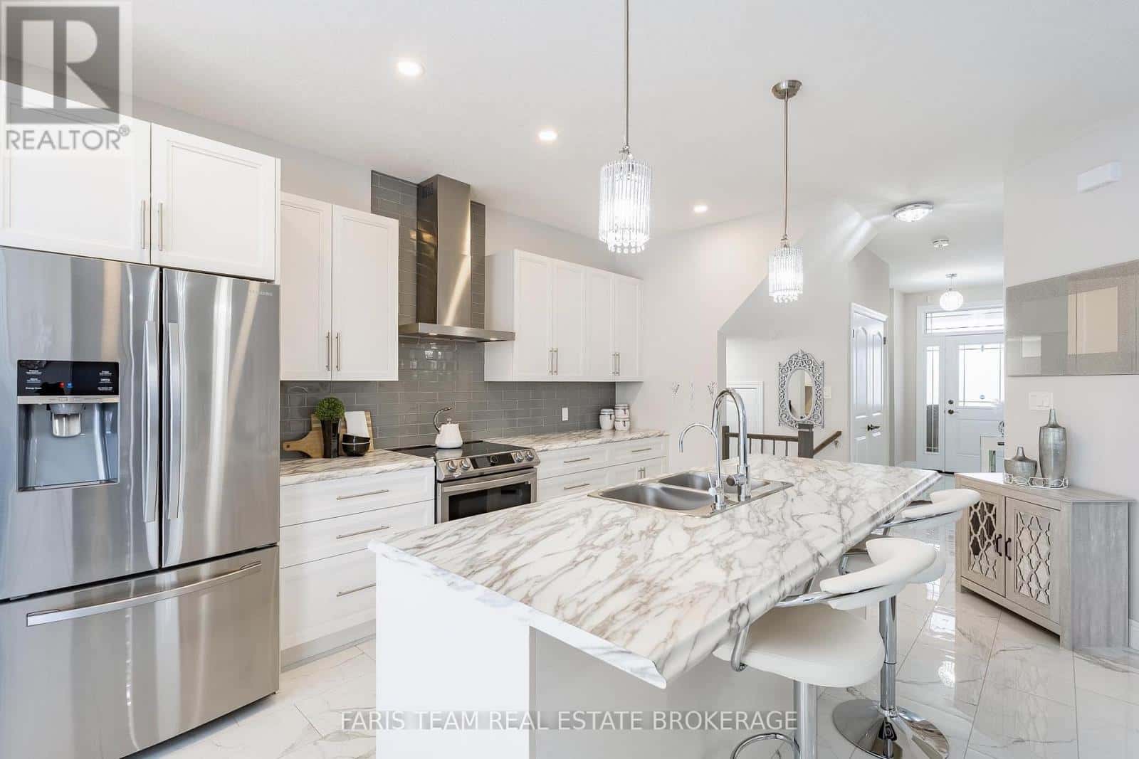 East Luther Grand Valley — East Luther Grand Valley - Photo 4 of 30