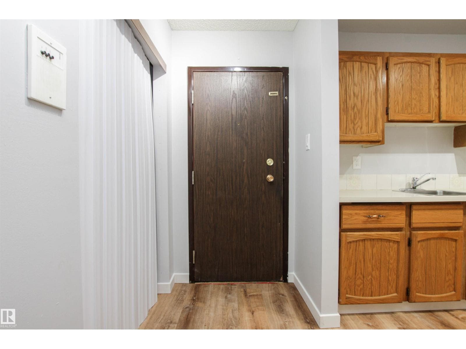 Edmonton — Edmonton - Main photo