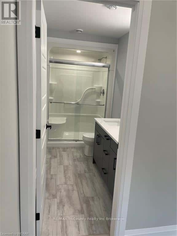 Tillsonburg — Tillsonburg - Photo 4 of 20