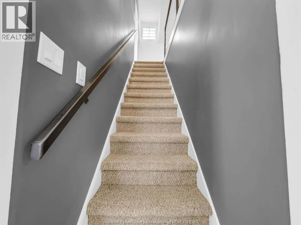 LaSalle — LaSalle - Photo 5 of 21