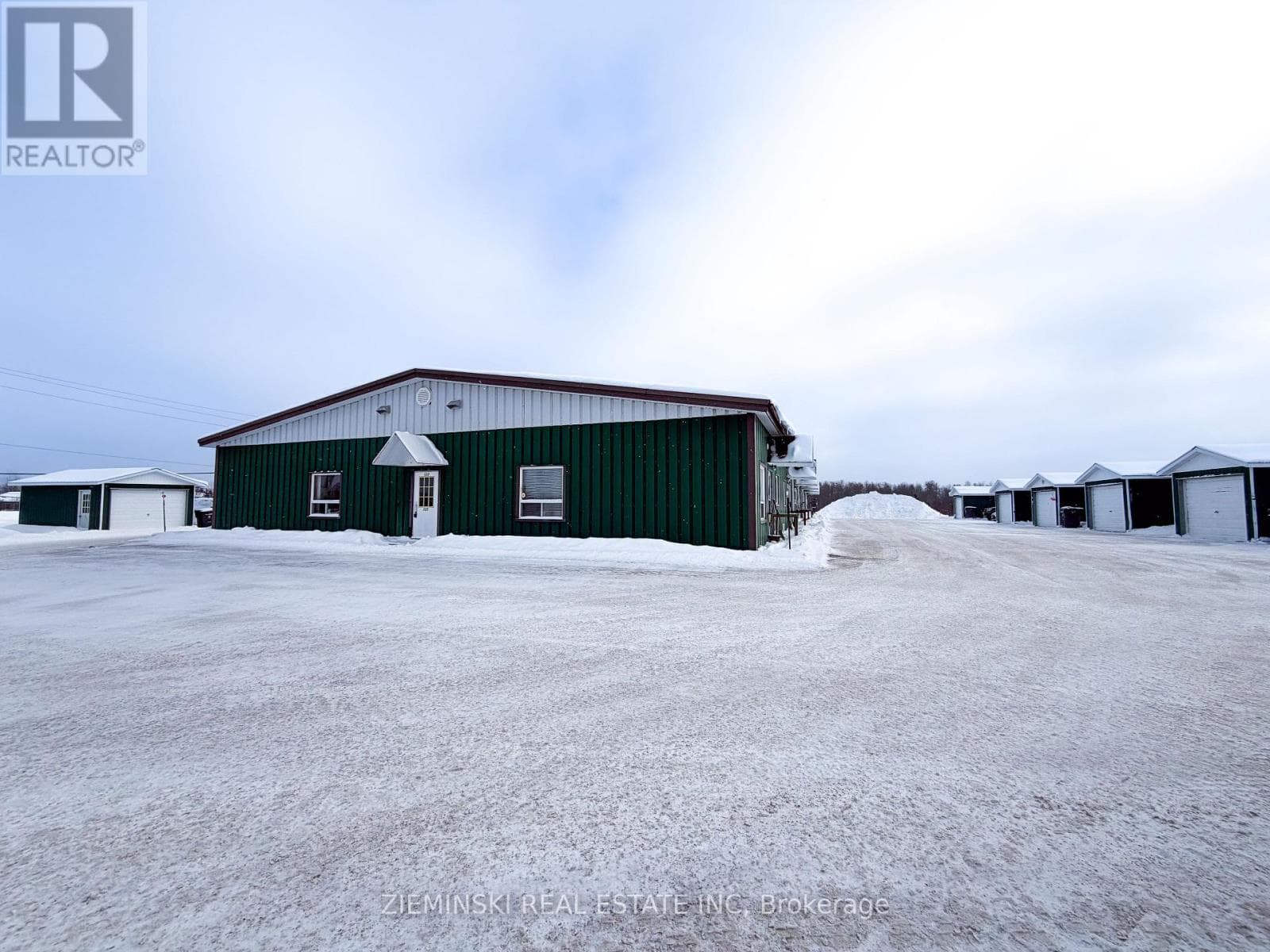 727 AMBRIDGE DRIVE — Iroquois Falls, Ontario - Main photo