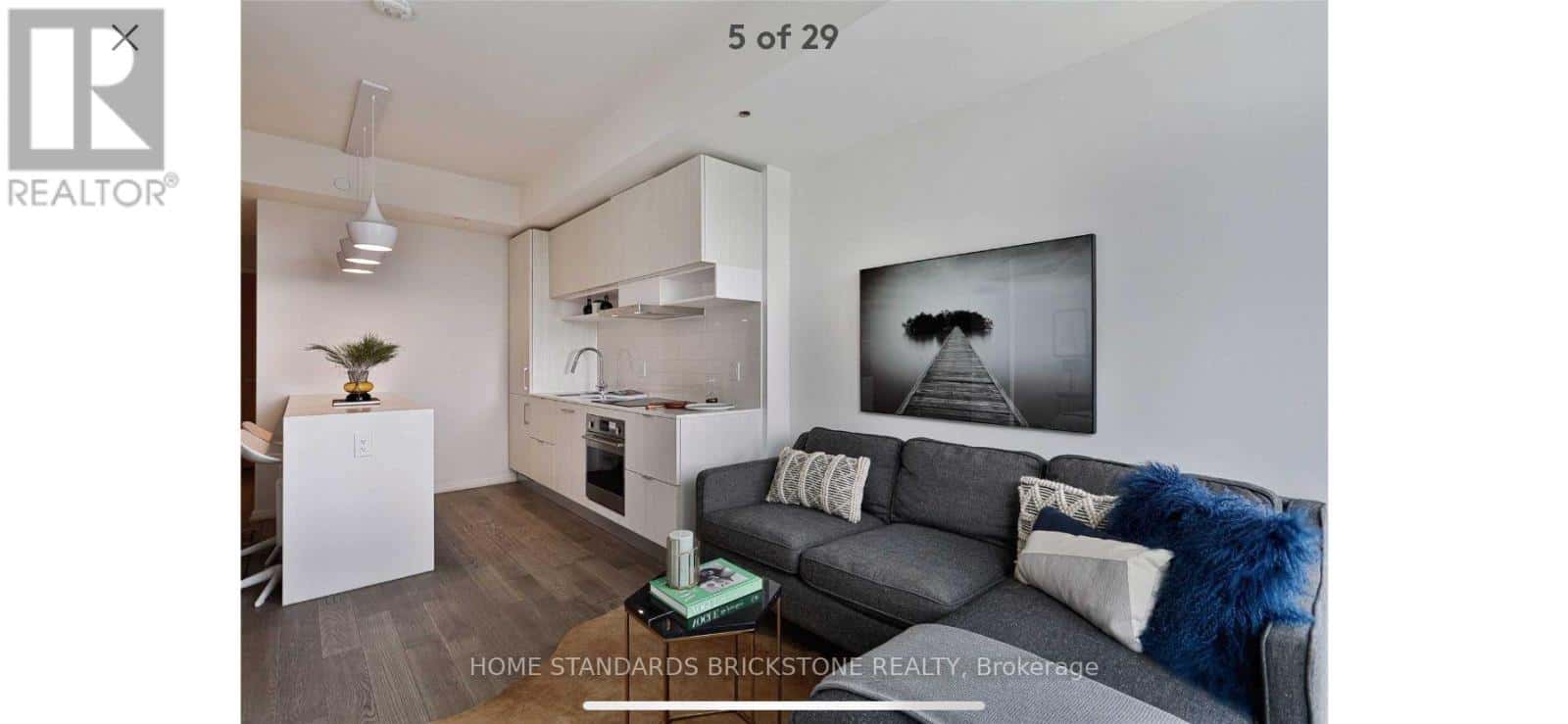 Toronto (Mount Pleasant West) — Toronto (Mount Pleasant West) - Photo 3 of 33