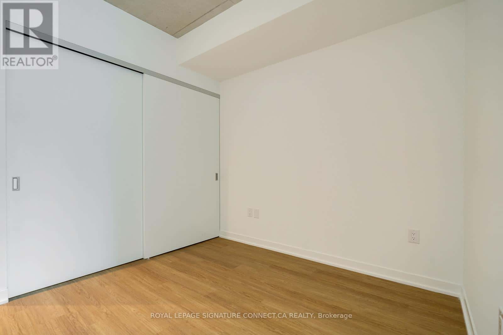 Toronto (Kensington-Chinatown) — Toronto (Kensington-Chinatown) - Photo 2 of 11