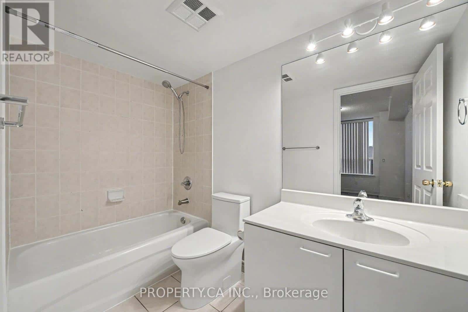 Markham (Commerce Valley) — Markham (Commerce Valley) - Photo 5 of 25