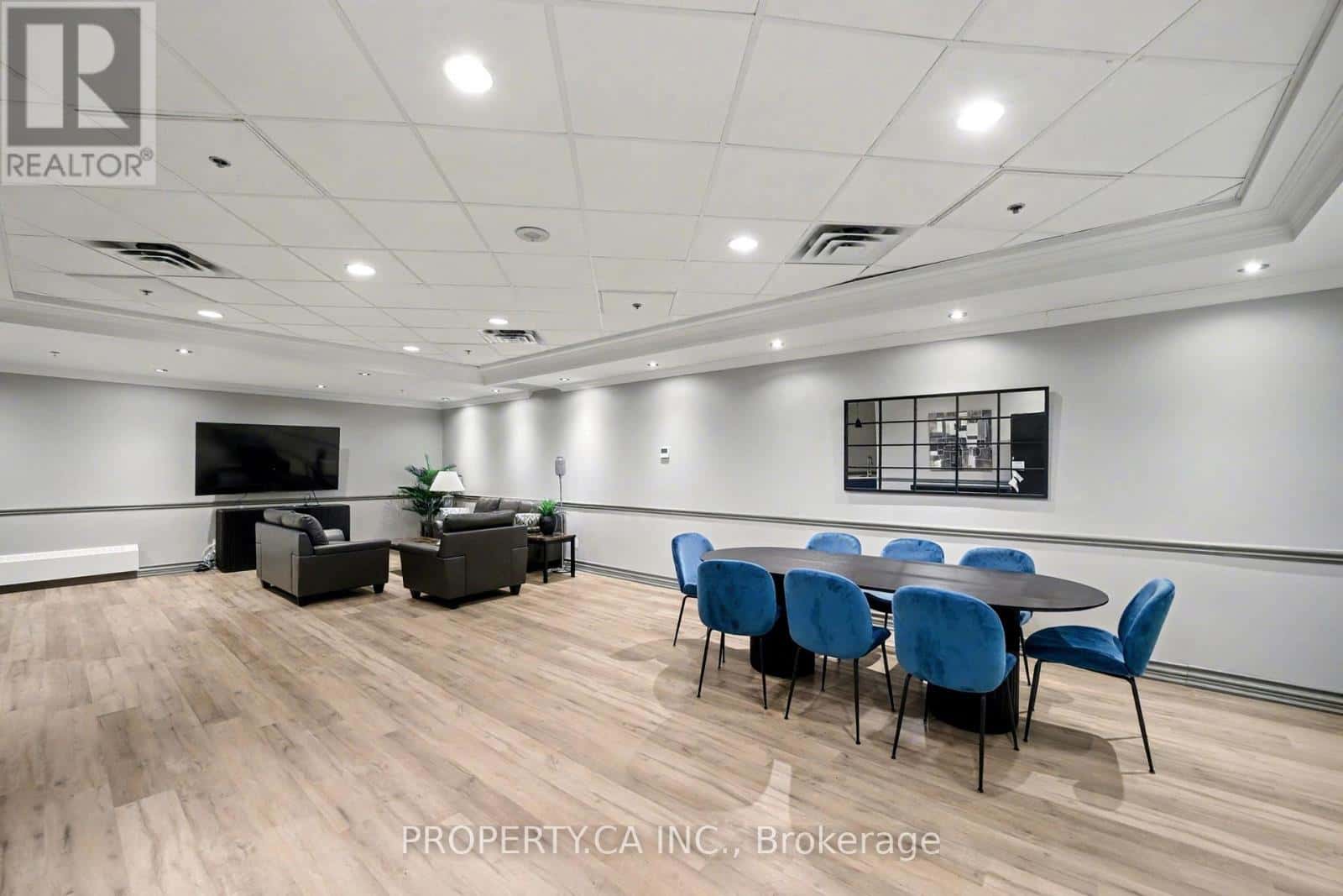 Markham (Commerce Valley) — Markham (Commerce Valley) - Photo 3 of 25