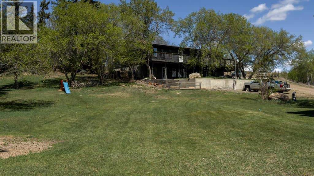 Hardisty — Hardisty - Photo 2 of 29