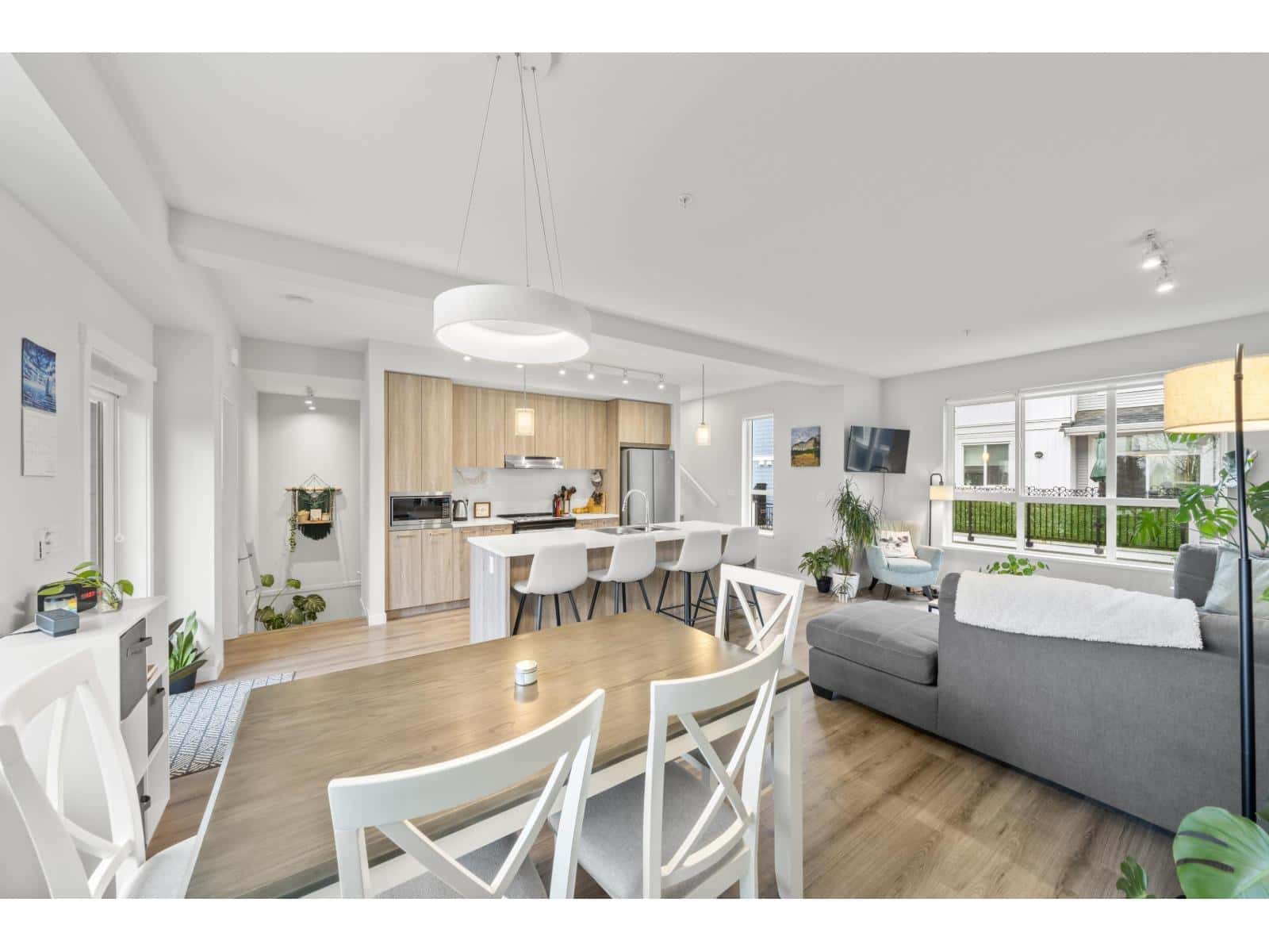 Mission — Mission - Photo 2 of 38