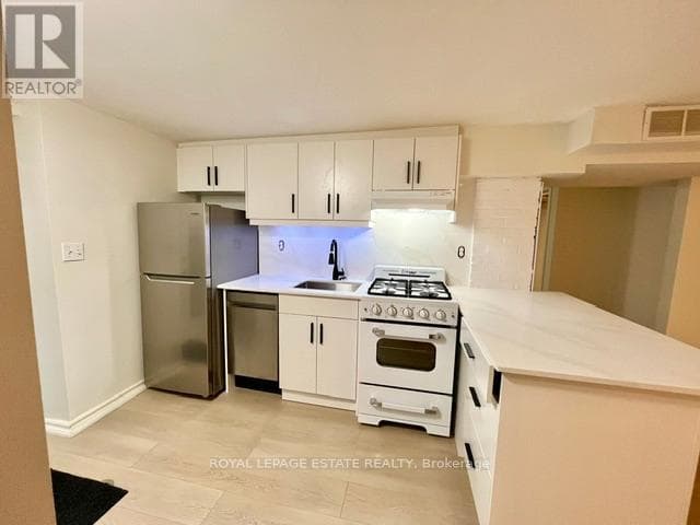 Toronto (Woodbine Corridor) — Toronto (Woodbine Corridor) - Main photo