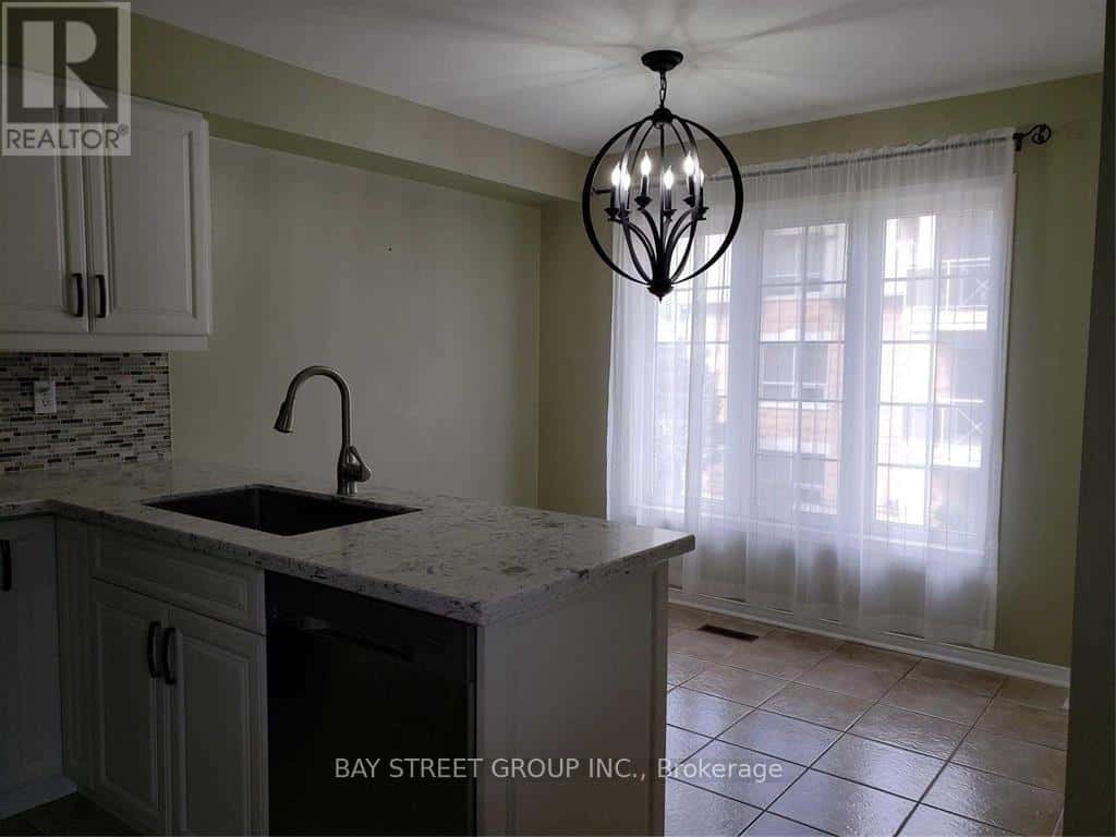 Mississauga (East Credit) — Mississauga (East Credit) - Photo 3 of 19