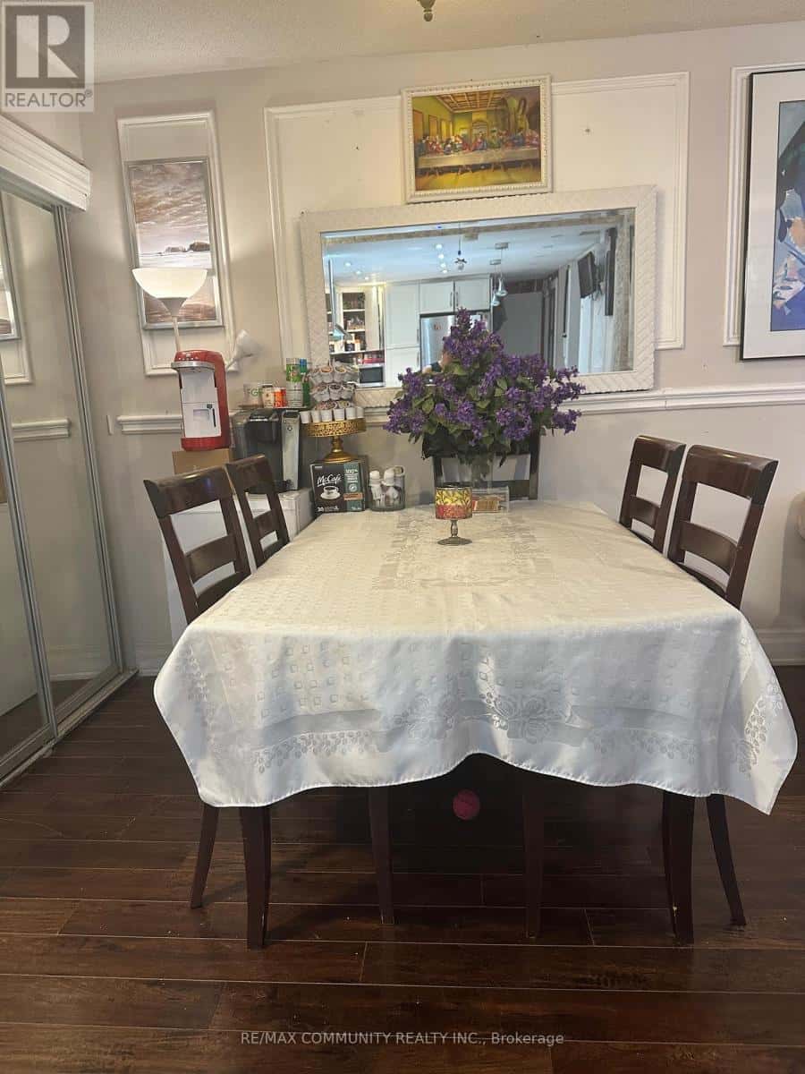 Toronto (Kingsview Village-The Westway) — Toronto (Kingsview Village-The Westway) - Photo 5 of 11