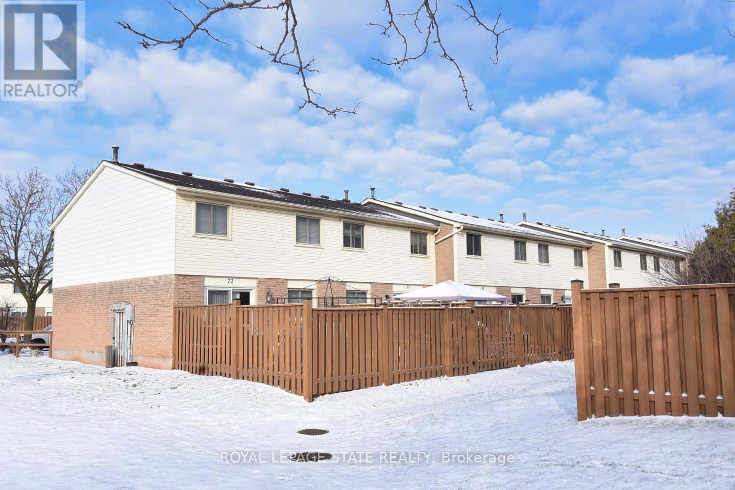 73 - 150 GATESHEAD CRESCENT — Hamilton (Stoney Creek) - Photo 3 of 15