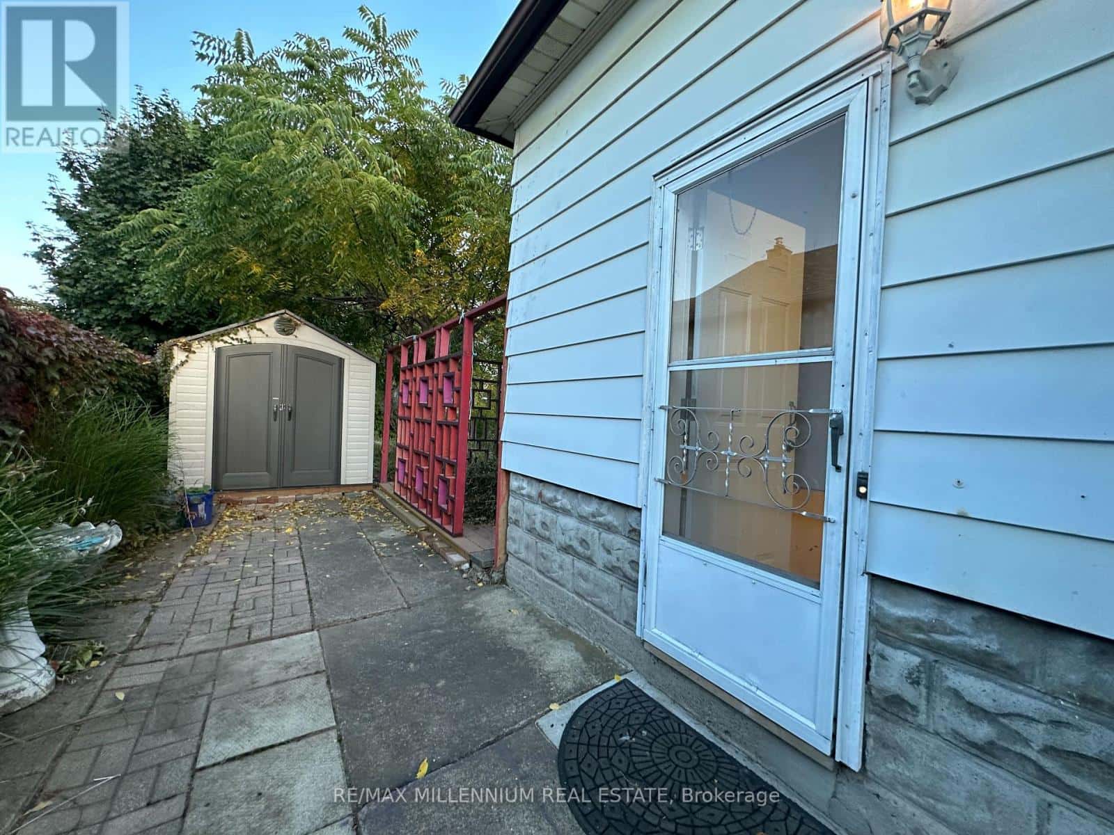 Niagara Falls (Cherrywood) — Niagara Falls (Cherrywood) - Photo 2 of 32