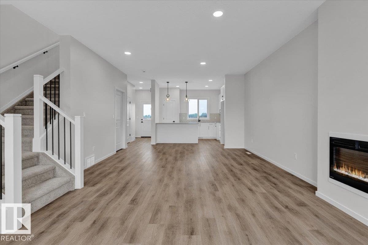 25 FICUS WY — Fort Saskatchewan, Alberta - Main photo