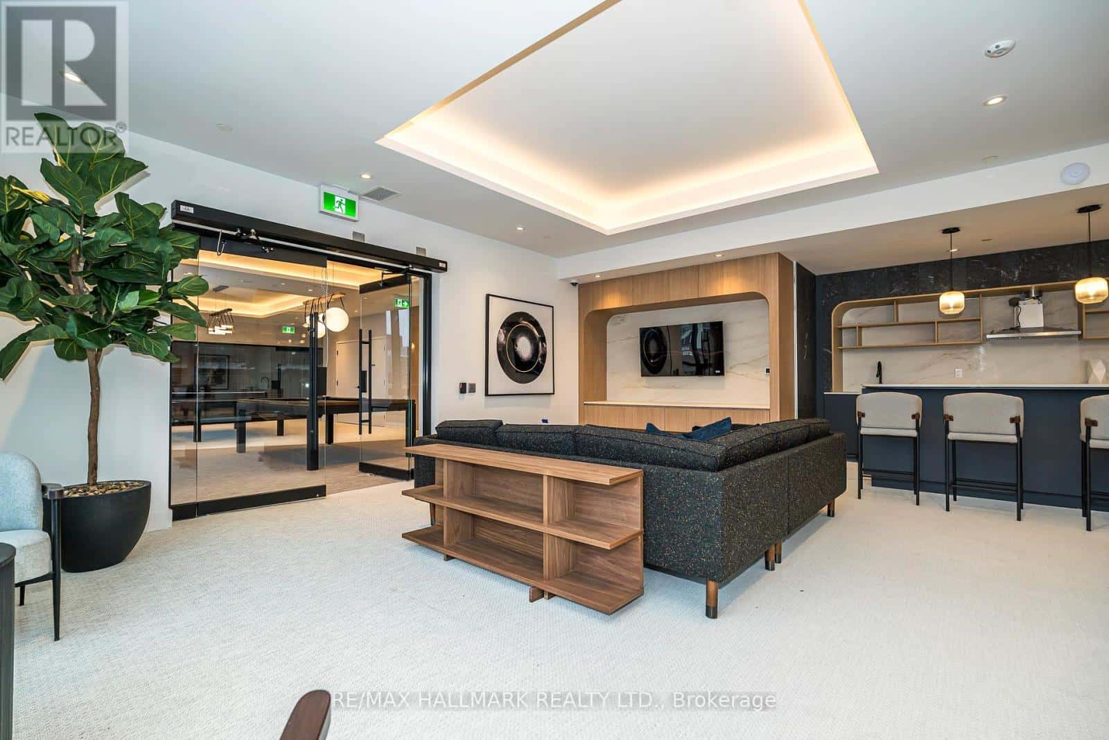 Toronto (Waterfront Communities) — Toronto (Waterfront Communities) - Photo 5 of 50