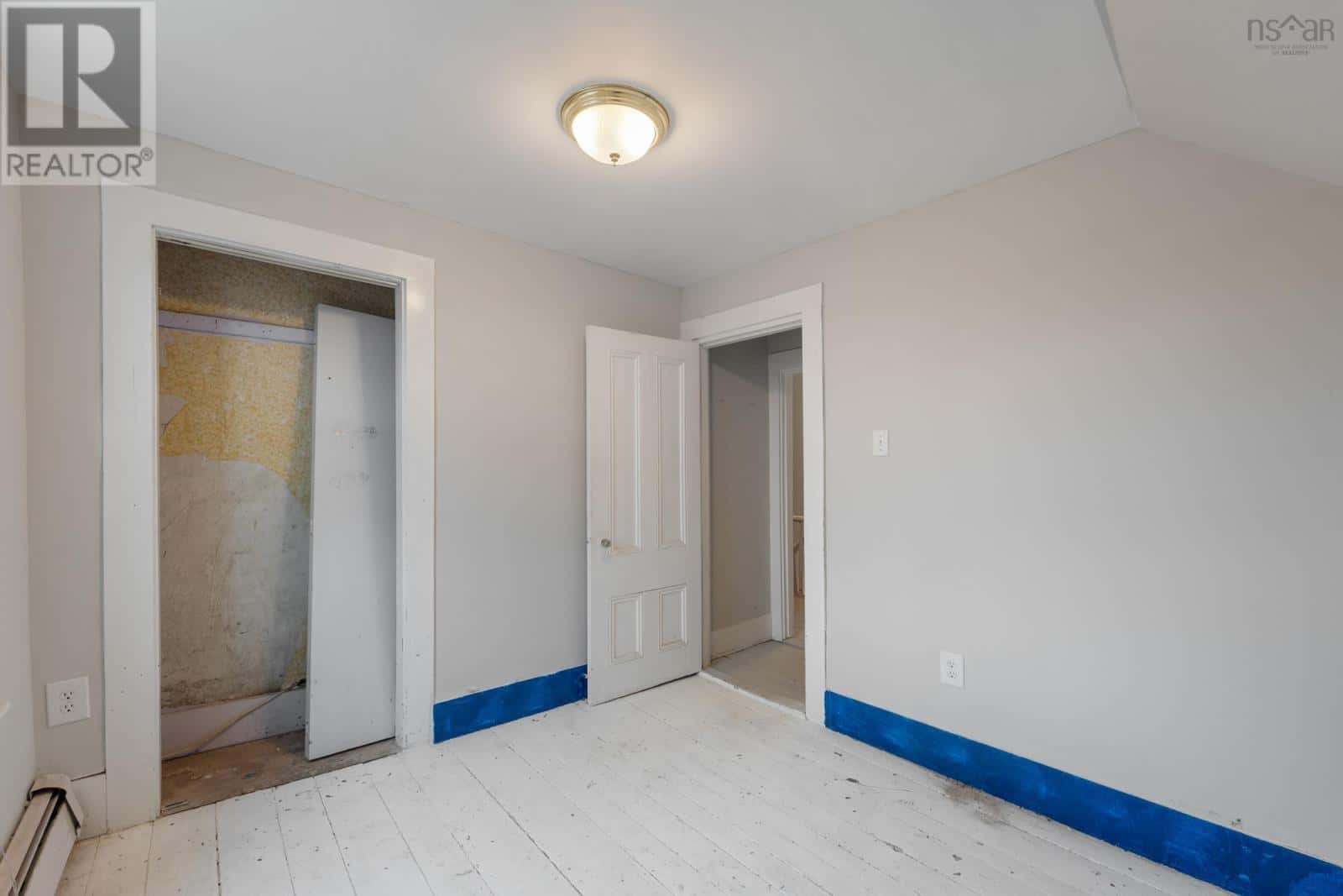 Wellington — Wellington - Photo 4 of 45