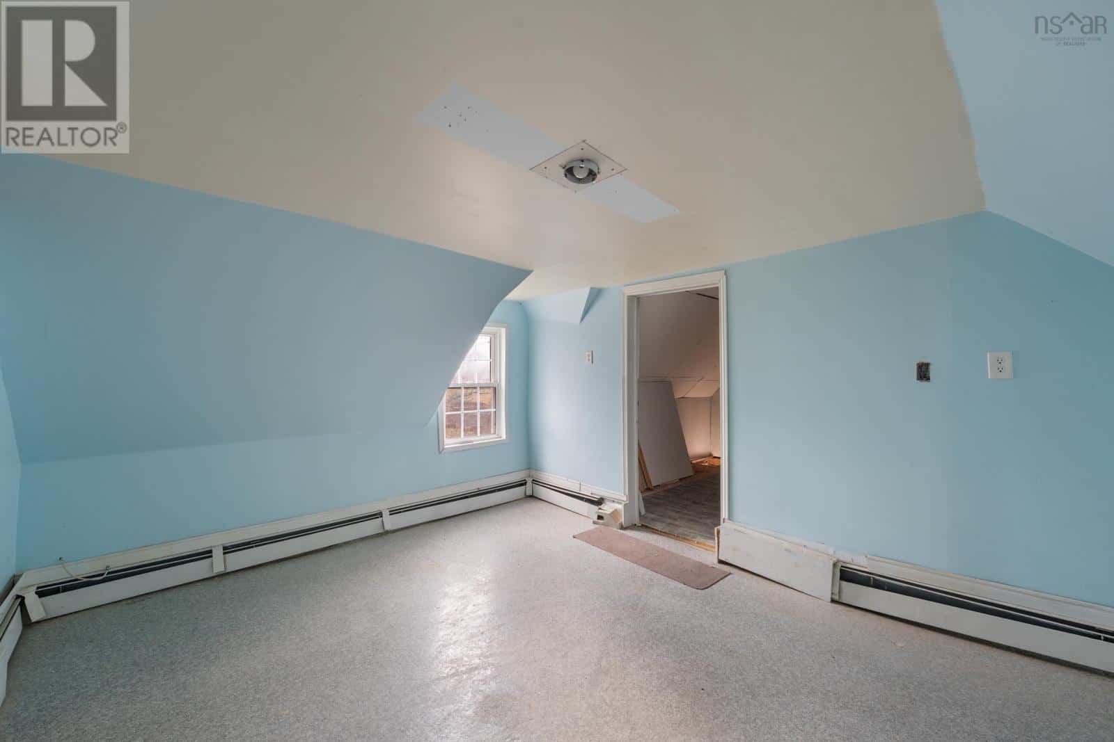 Wellington — Wellington - Photo 5 of 45