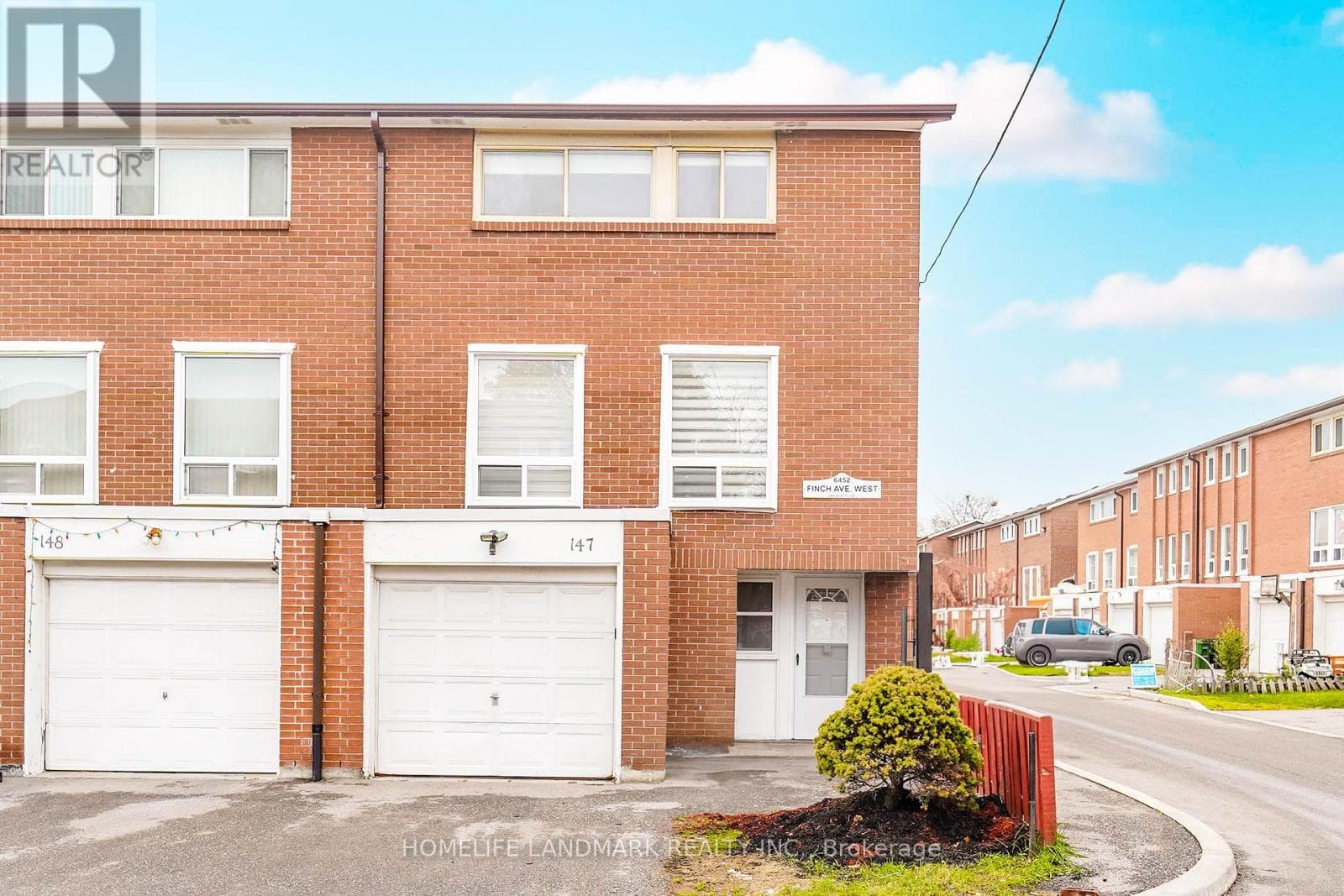 Toronto (Mount Olive-Silverstone-Jamestown) — Toronto (Mount Olive-Silverstone-Jamestown) - Main photo