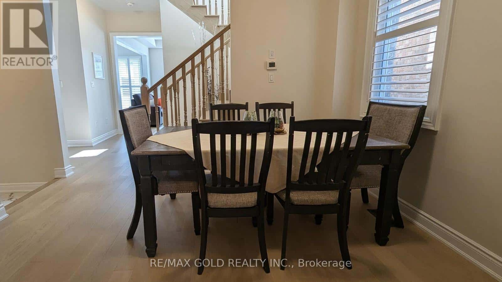 Hamilton (Waterdown) — Hamilton (Waterdown) - Photo 5 of 50