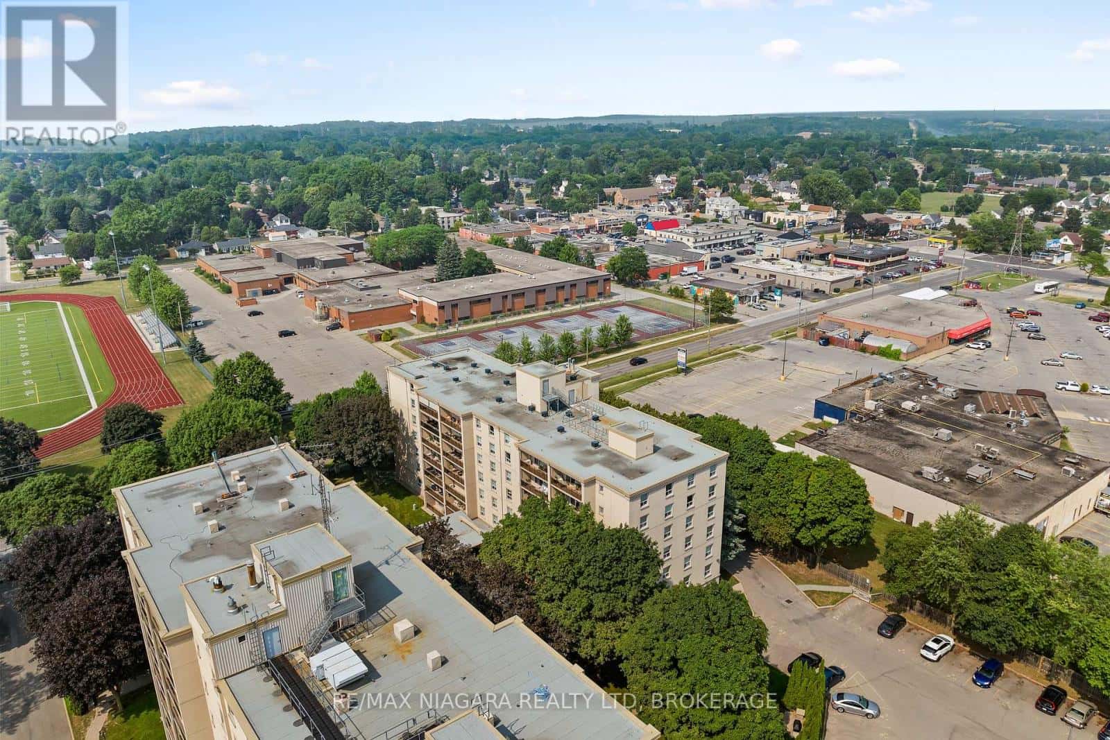 Niagara Falls (Stamford) — Niagara Falls (Stamford) - Photo 3 of 26