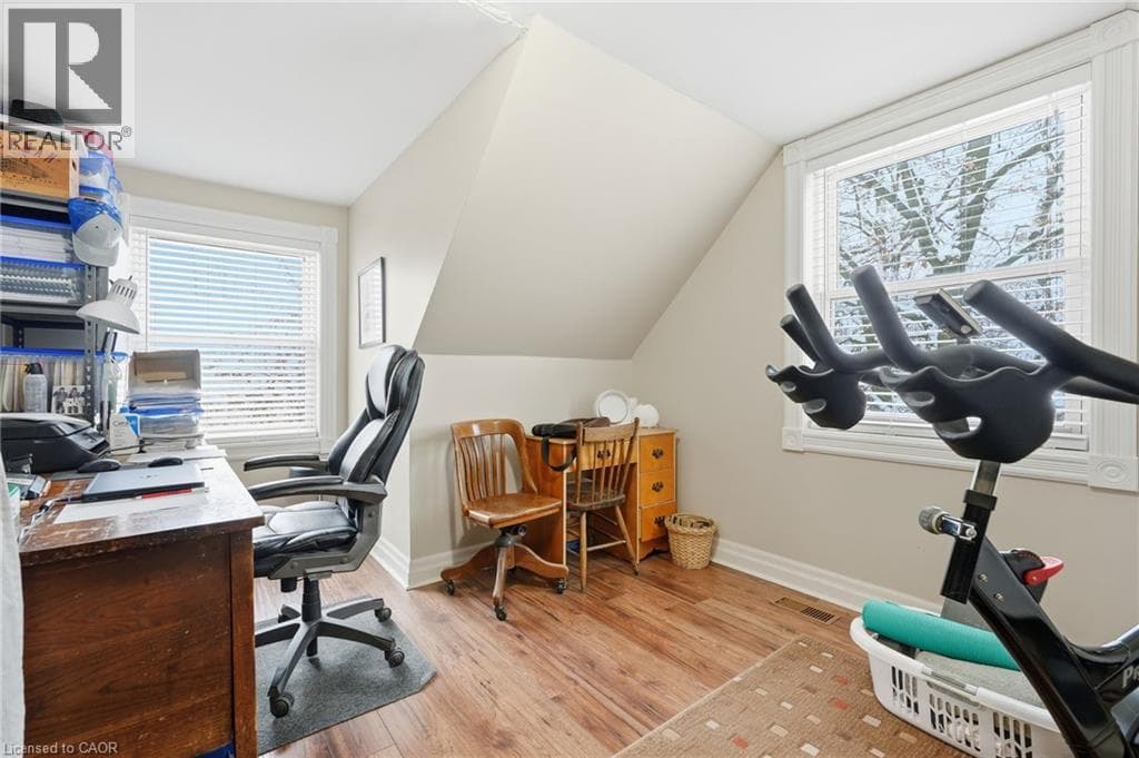 Milton — Milton - Main photo