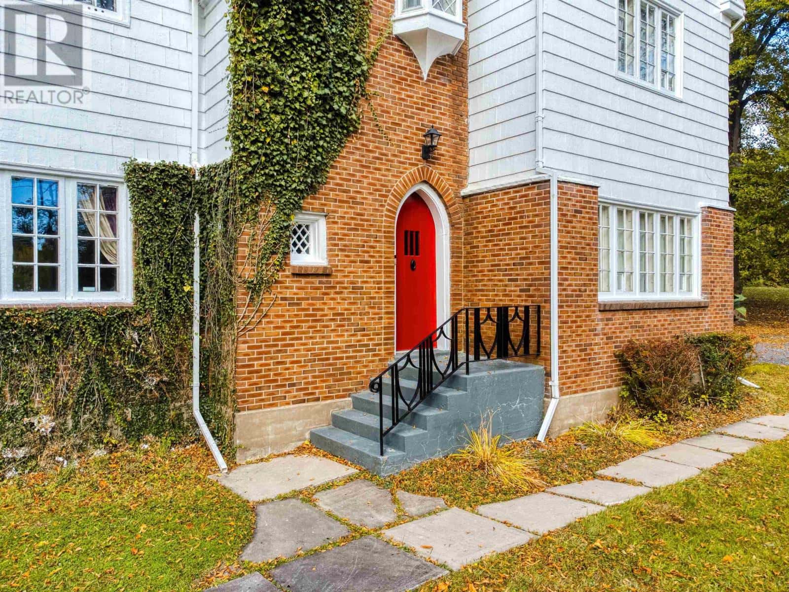 Pictou — Pictou - Photo 2 of 40