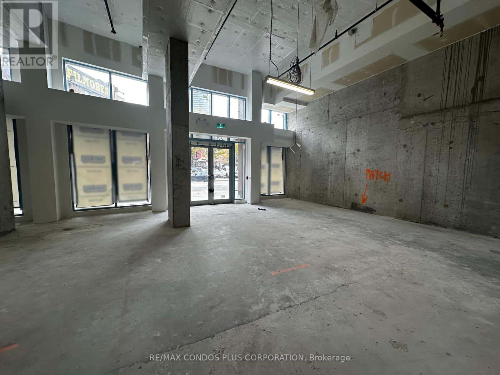 231 DUNDAS STREET E — Toronto (Moss Park) - Photo 4 of 11