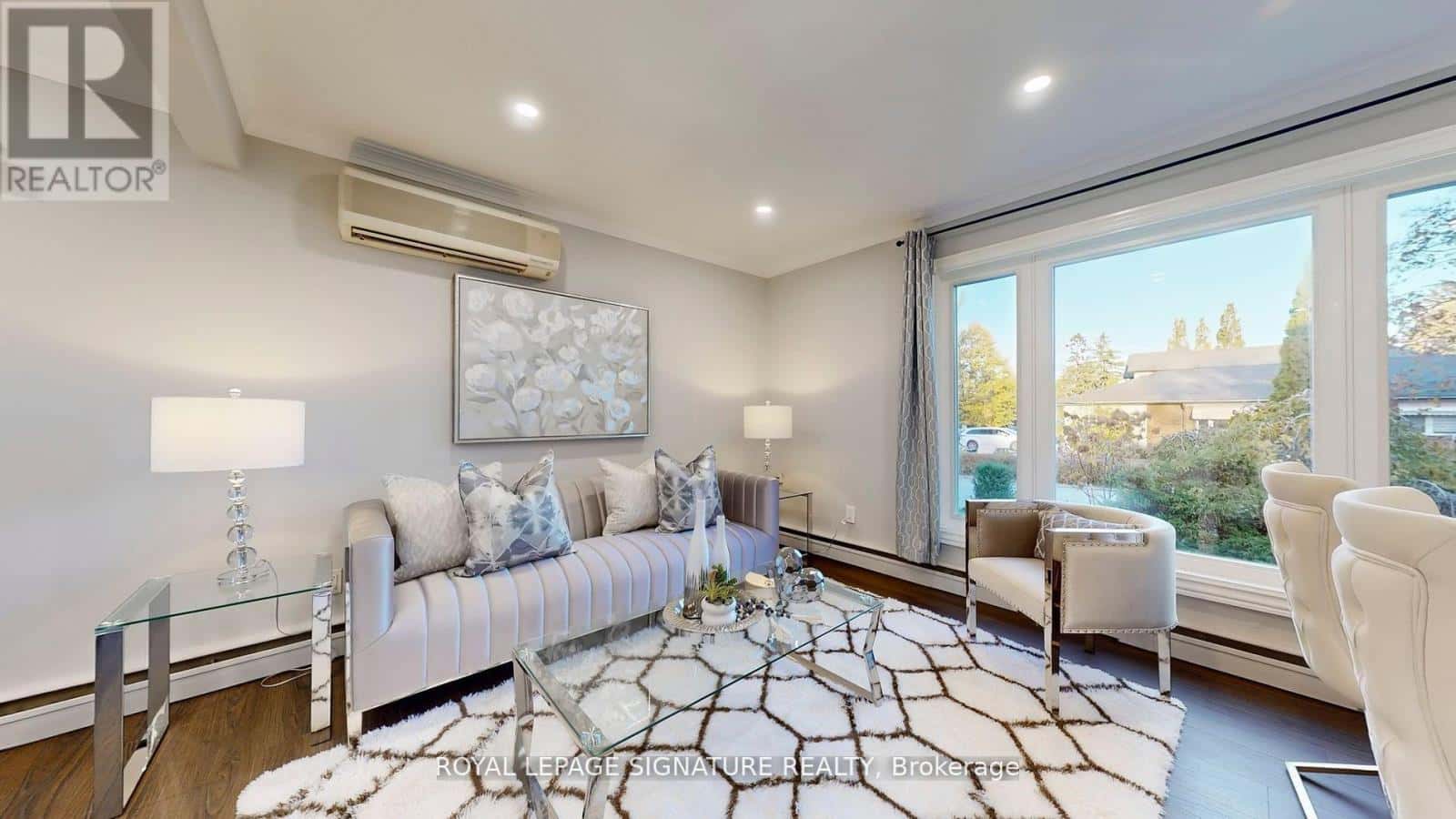 Toronto (Wexford-Maryvale) — Toronto (Wexford-Maryvale) - Photo 3 of 21