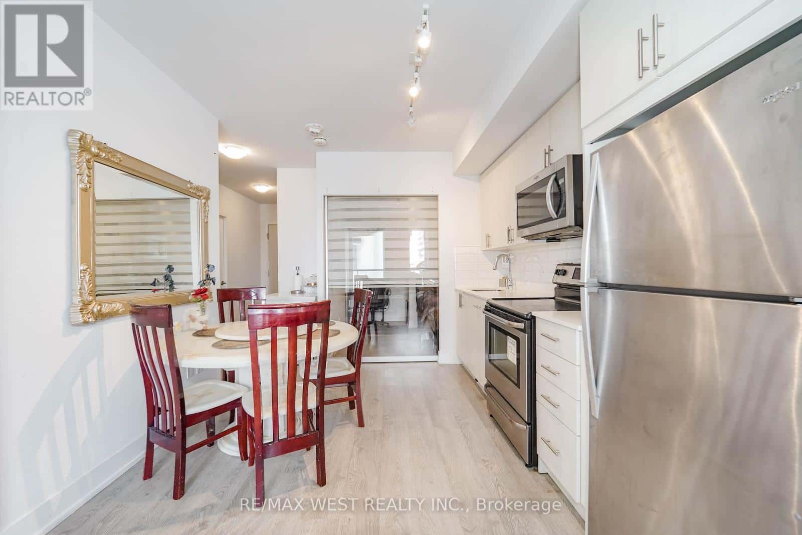 Oshawa (Windfields) — Oshawa (Windfields) - Photo 3 of 11