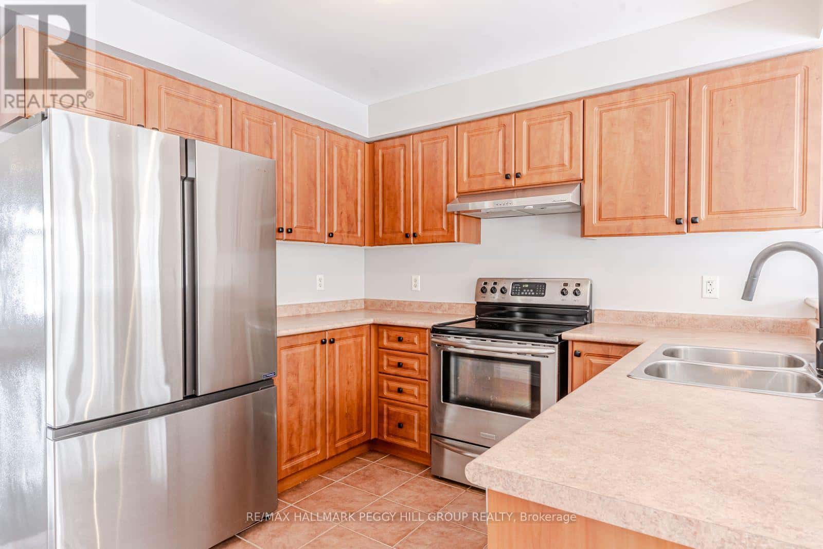 81 SPROULE DRIVE — Barrie (Edgehill Drive), Ontario - Photo 3 of 29