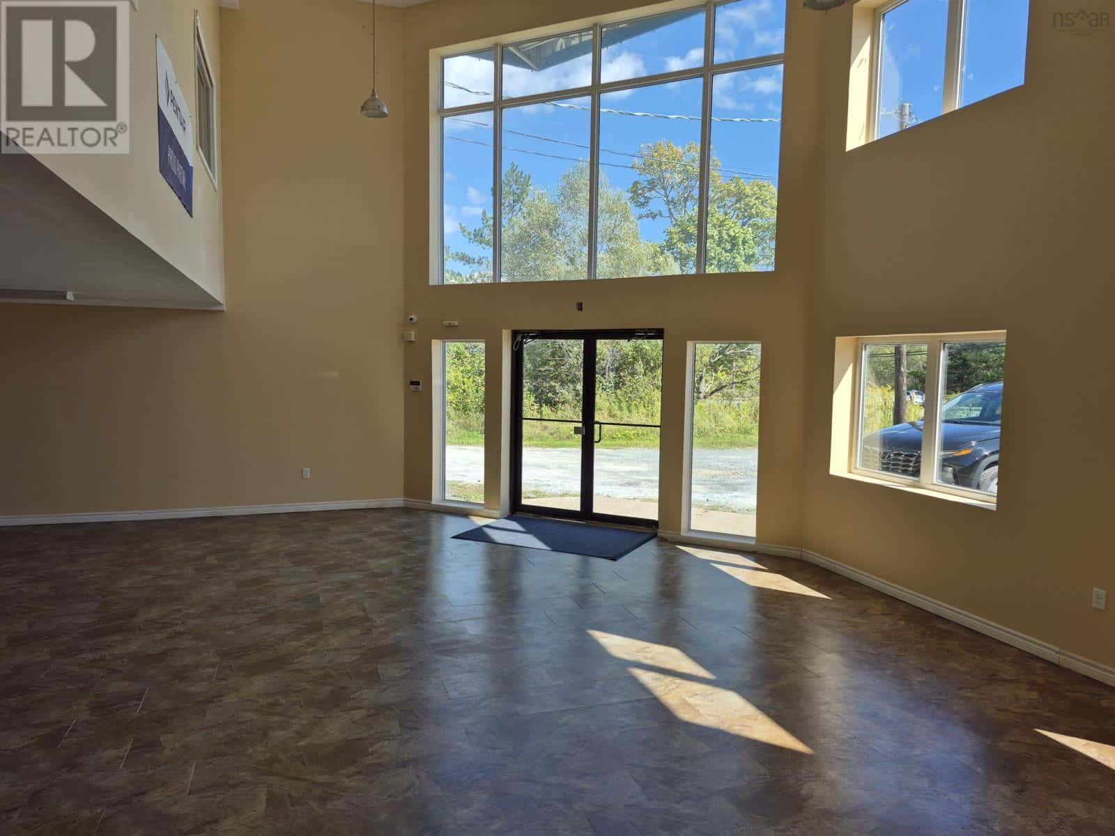 875 Main Street — Cole Harbour, Nova Scotia - Photo 2 of 14