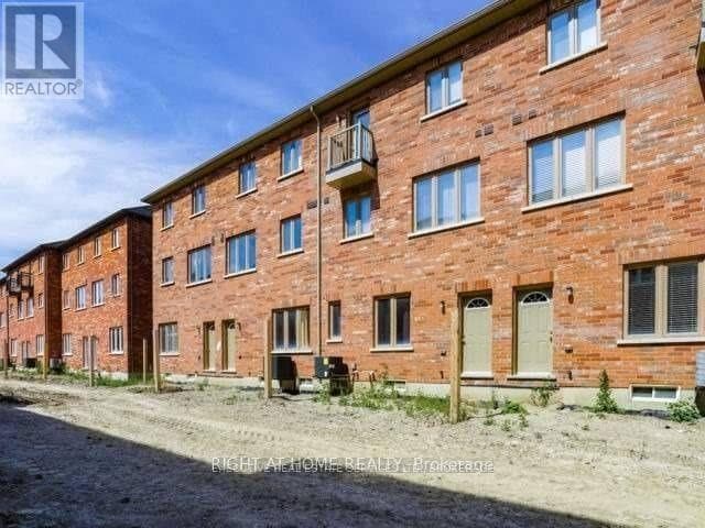 Brampton (Heart Lake East) — Brampton (Heart Lake East) - Main photo