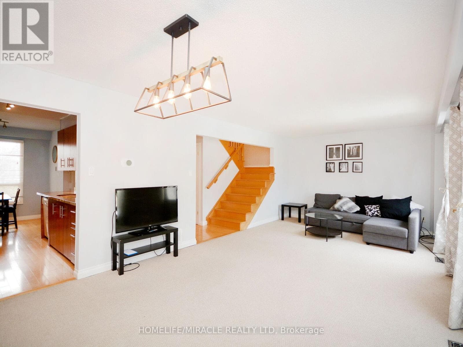 Mississauga (Erin Mills) — Mississauga (Erin Mills) - Main photo