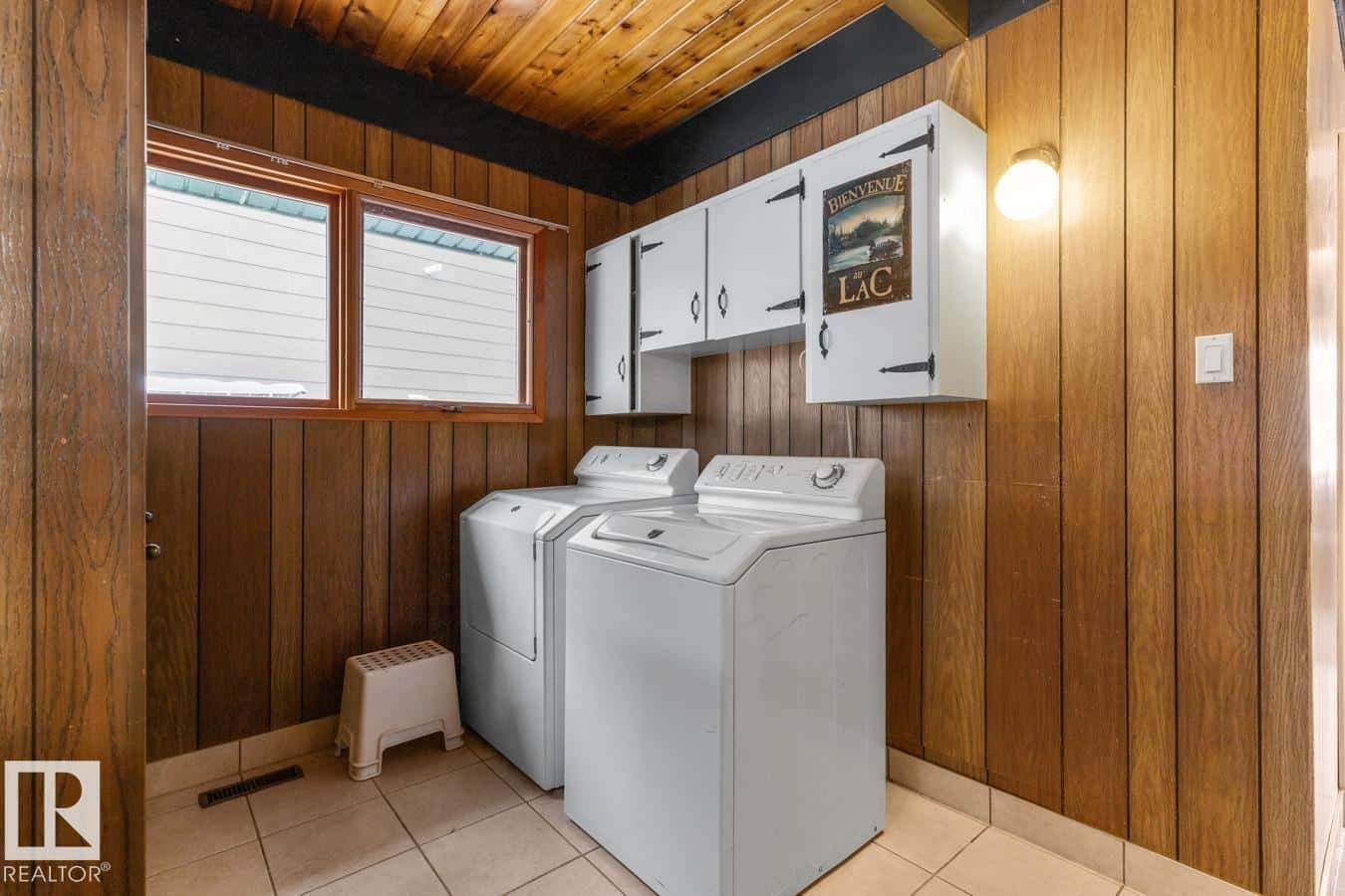 Rural Lac Ste. Anne County — Rural Lac Ste. Anne County - Photo 3 of 42