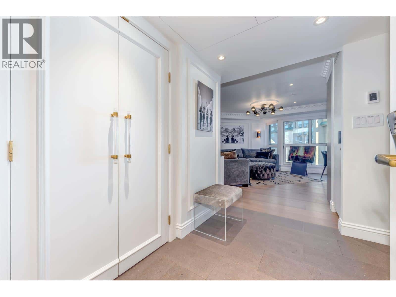 401 4557 BLACKCOMB WAY — Whistler - Photo 4 of 20