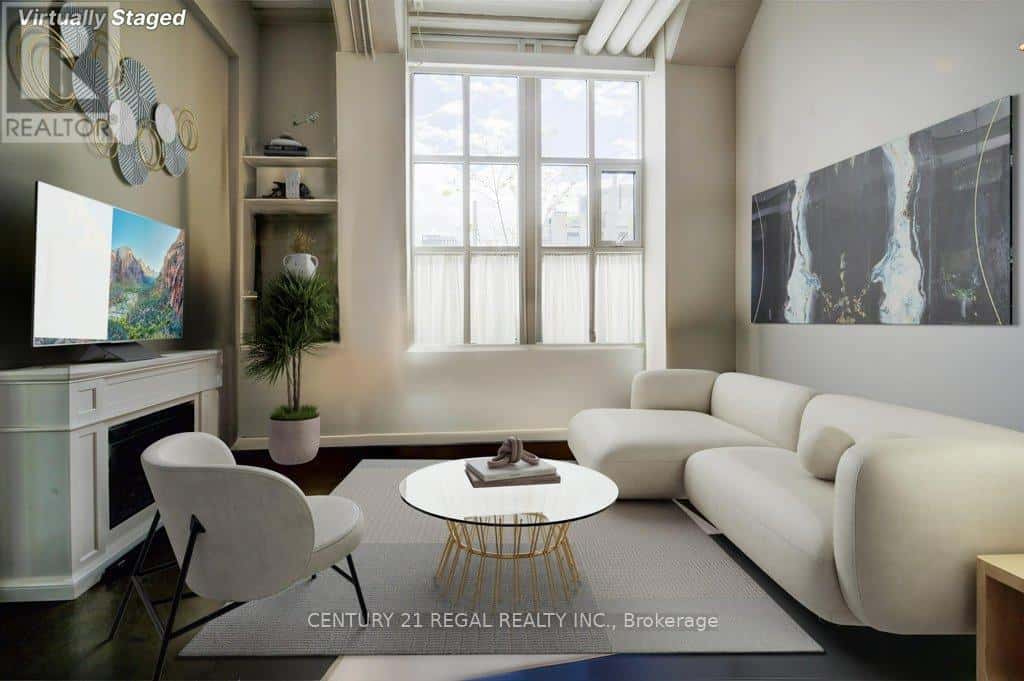 Kitchener — Kitchener - Photo 3 of 42