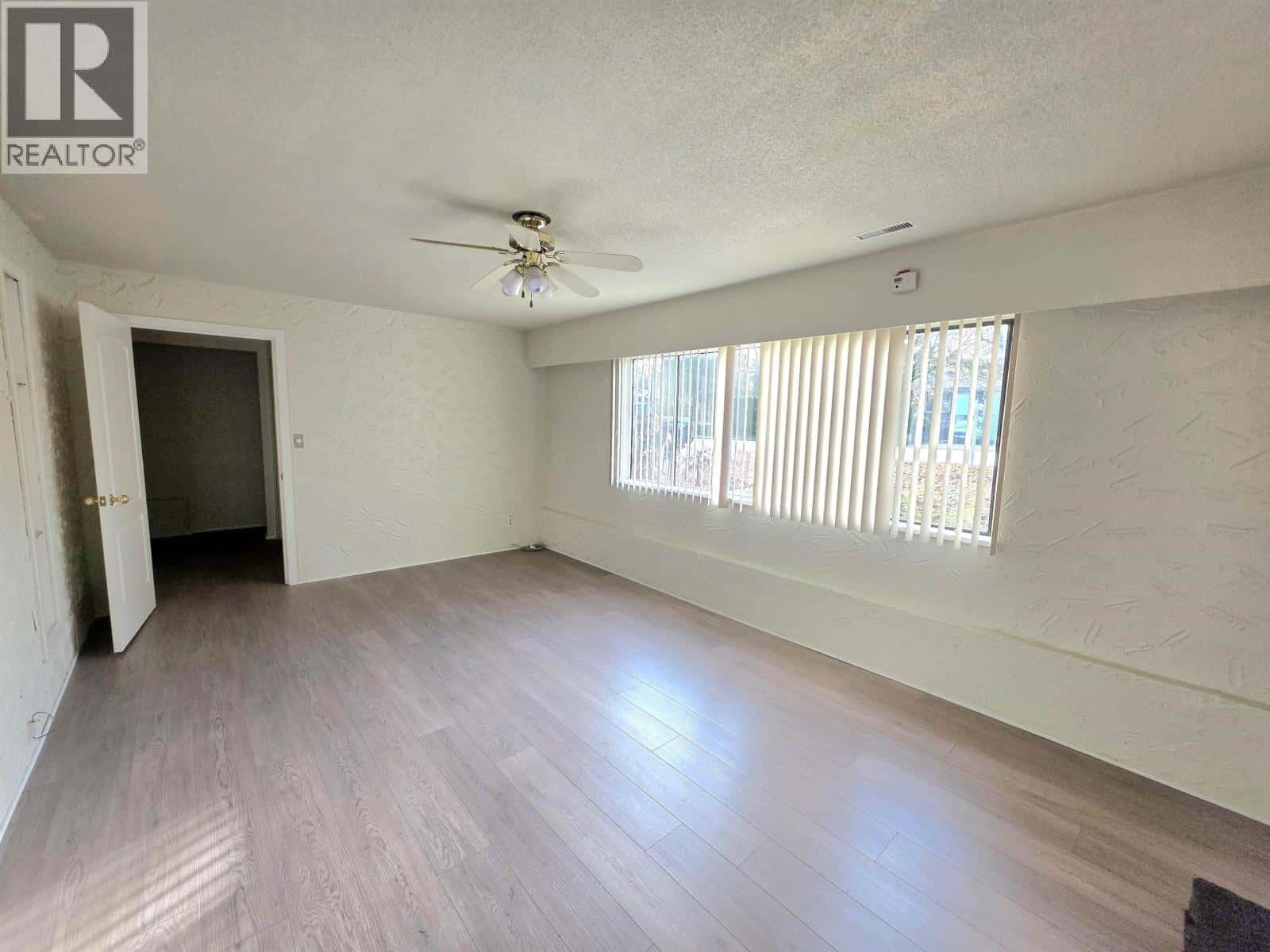 Pitt Meadows — Pitt Meadows - Photo 4 of 23