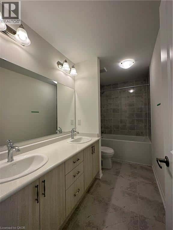 Cambridge — Cambridge - Photo 4 of 27