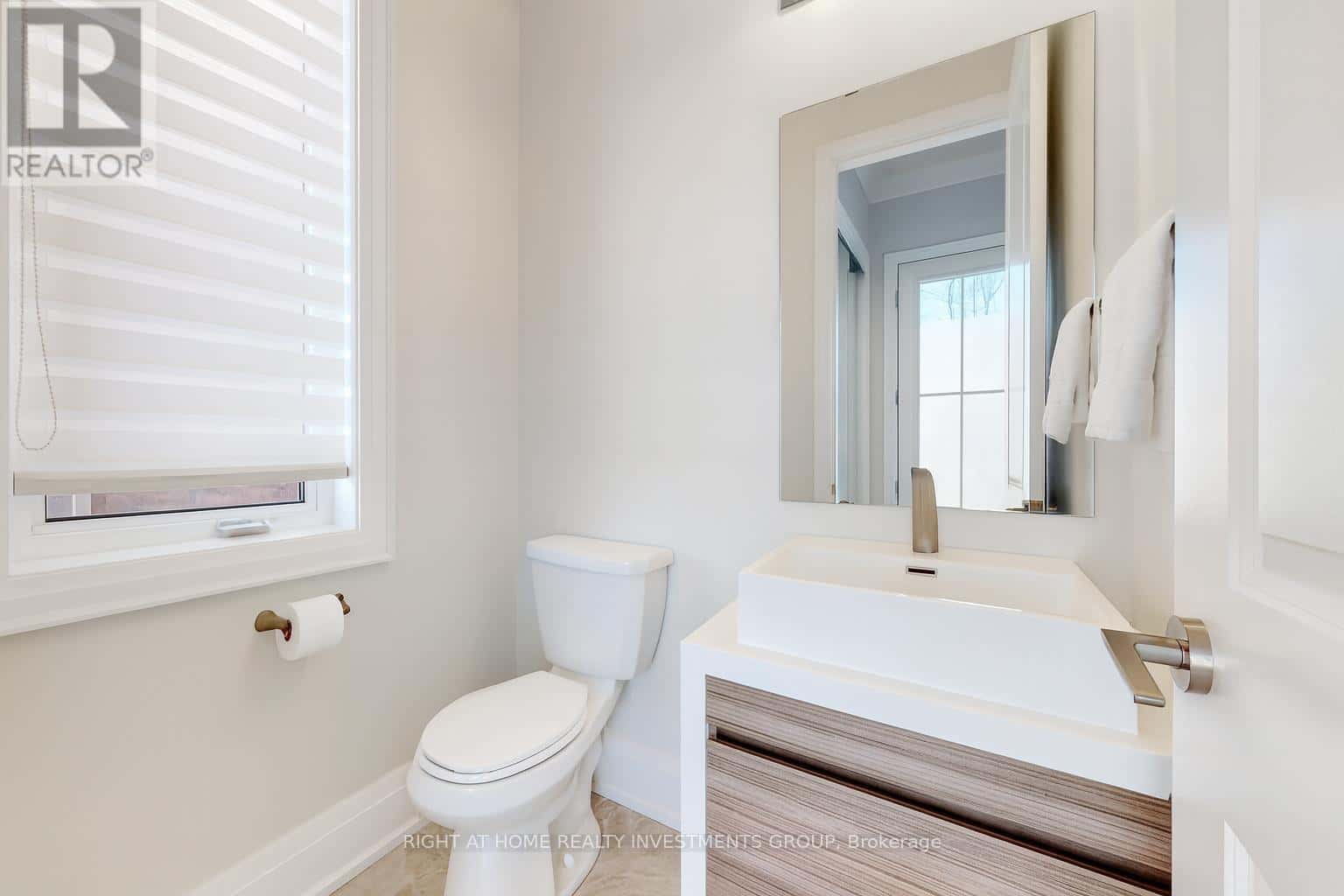 East Gwillimbury (Sharon) — East Gwillimbury (Sharon) - Photo 5 of 33